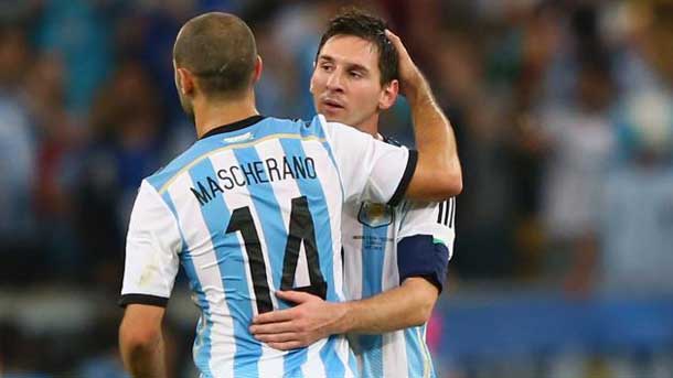Messi and mascherano will play  the glass américa against claudio bravo