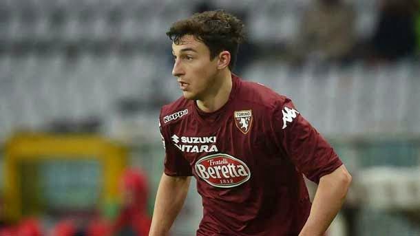 The sportive director of the torino presages a possible traspaso of darmian to the barça