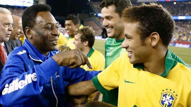 The ex Brazilian player ensures that only there is a "or'rei"