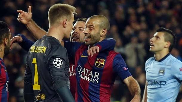 Mascherano Indicated to ter stegen to where would launch the kun agüero