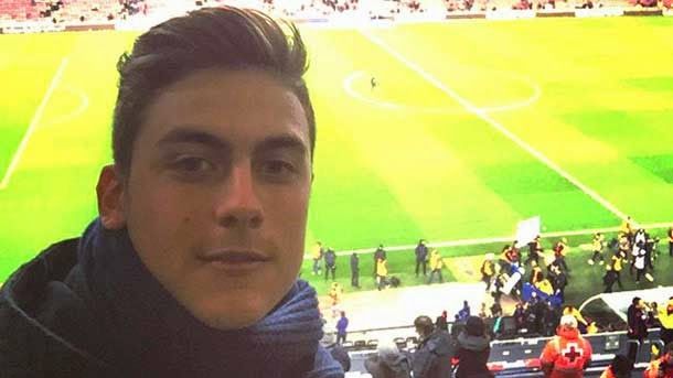 Leo messi is the big idol of paulo dybala, pretended by the barça