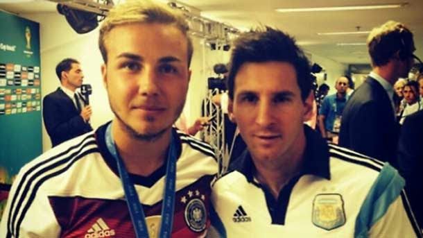 The talentoso German footballer elogia the game of read messi, star of the fc barcelona