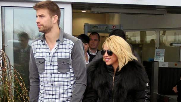 The player of the fc barcelona and the Colombian singer have been parents this Thursday