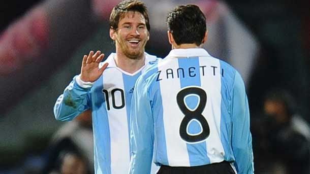 The ex international Argentinian, an enamoured of the game of read messi