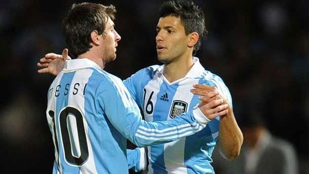 El delantero argentino cree que messi está a gusto en la albiceleste