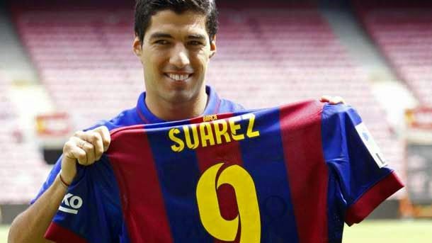 The Uruguayan forward finally finished arriving to the fc barcelona