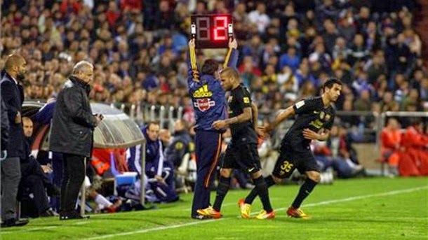 Alves y montoya no se moverán del barcelona