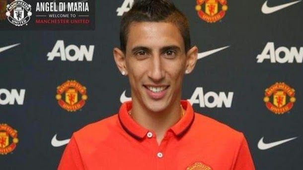 The manchester united presents to say maría