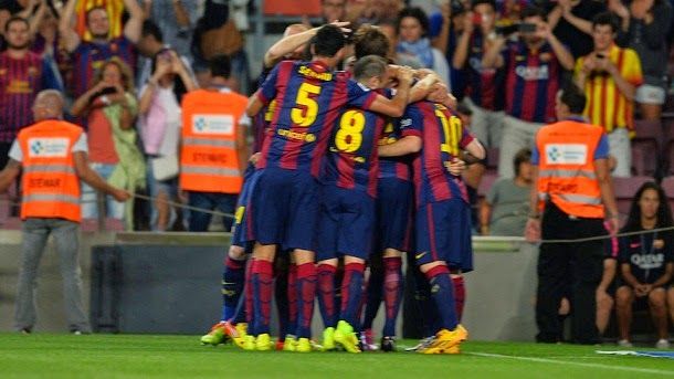The barcelona closes the first day like leader and with messi of pichichi