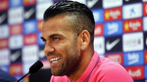 Dani alves Will be the one who decide if it follows or no in the barça 2015