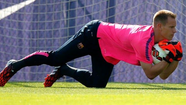 Ter stegen Will not arrive to time for the first day of league