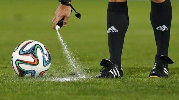 La uefa aprueba el uso del spray en todas sus competiciones