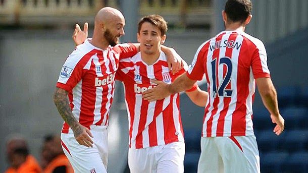 Bojan krkic Goes back to mark with the stoke city