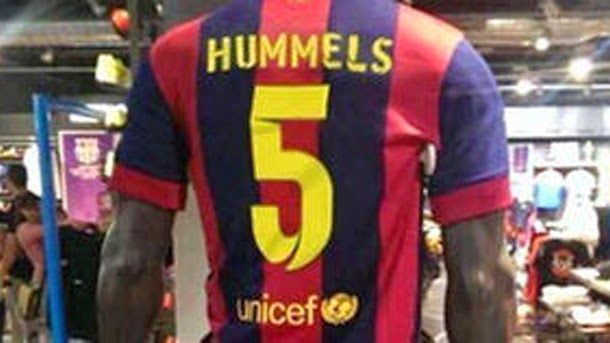 According to "md", already sell T-shirts of hummels with the "5" of the barça
