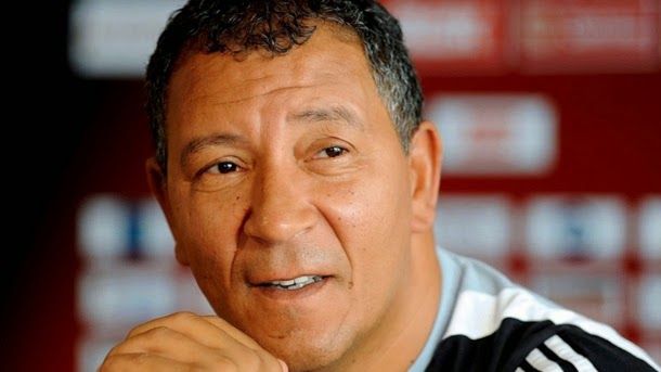 Ten cate: "messi, neymar y luis suárez pueden marcar diferencias"