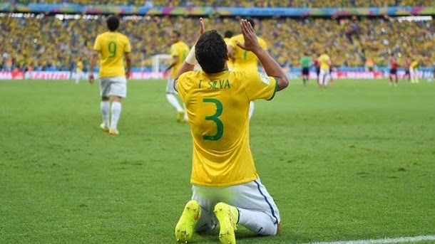 The fc barcelona could fichar to thiago silva by 50 million euros