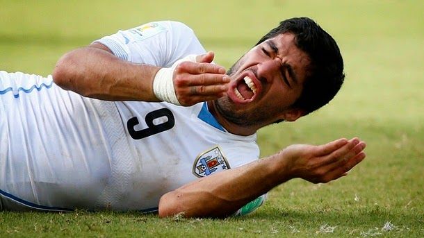 The fifa says now that luis suárez has forbidden to train during 4 months