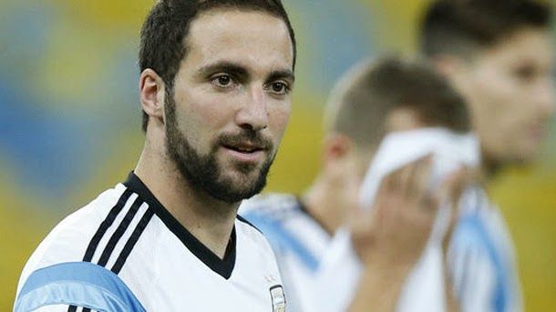 Gonzalo higuaín: "I do not know at all of the fc barcelona"