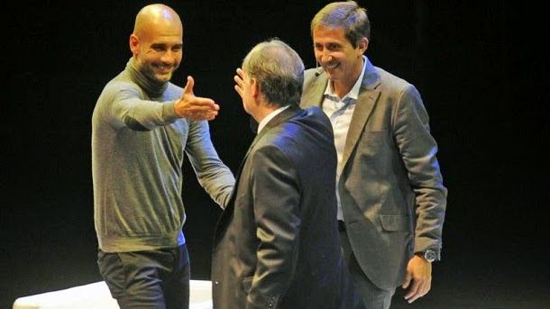 Meeting guardiola tata martino in a conference on the world-wide