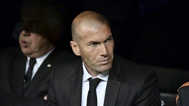 Zidane entrenará al castilla en 2ª b