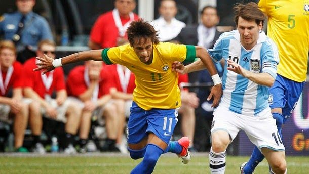 Messi: "no compito contra neymar