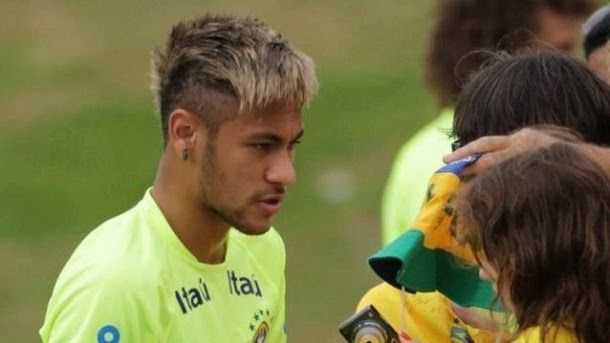 Neymar Premières new look