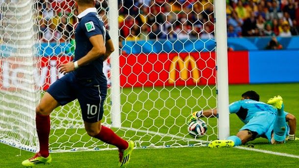 The technology of the line of goal premières  in the francia honduras