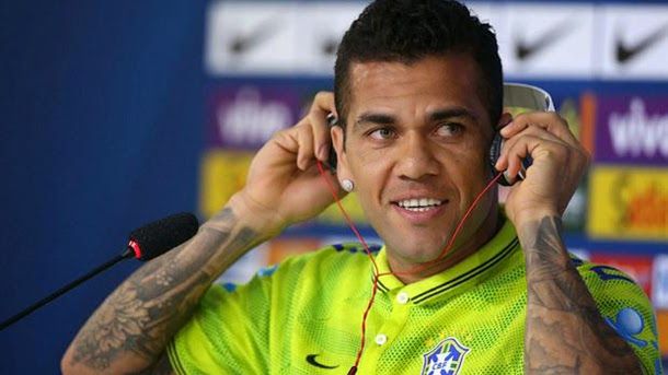 The psg does not pronounce  on the signing of alves in the "operation marquinhos"