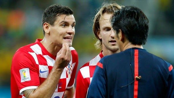 The barça could be interested in lovren, Croatian head office of the southampton