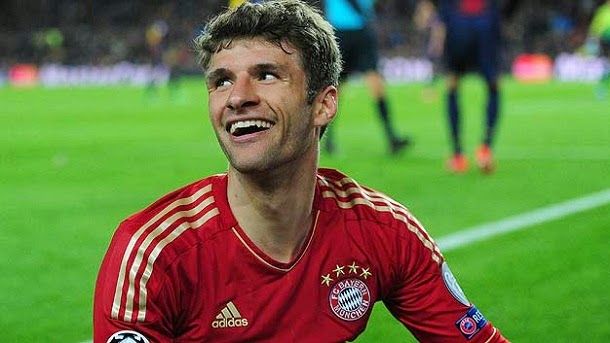 Thomas müller expands his agreement with the bayern