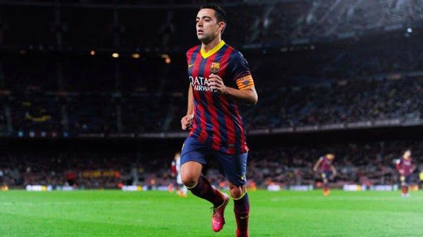 The manchester city will insist by the signing of xavi hernández