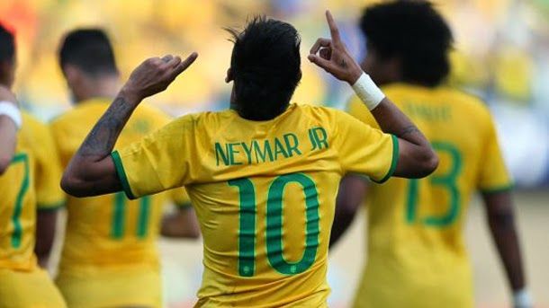 Neymar marca un golazo de falta en el brasil panamá (4 0)