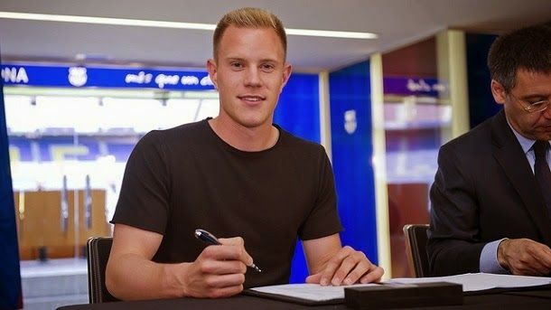 Ter stegen Signs agreement with the fc barcelona until 2019