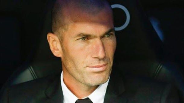 El girondins quiere fichar a zidane como entrenador