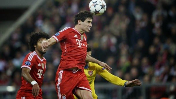 Arsenal and manchester city will compete with the barça by javi martínez