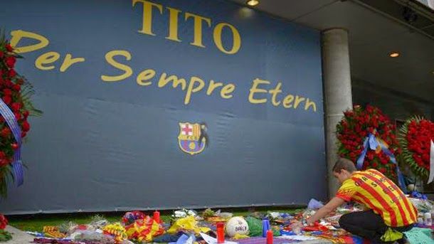 Massive farewell to tito vilanova in the camp nou: "always you will be with us"