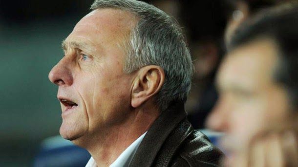 Johan cruyff defends to read messi of the criticisms