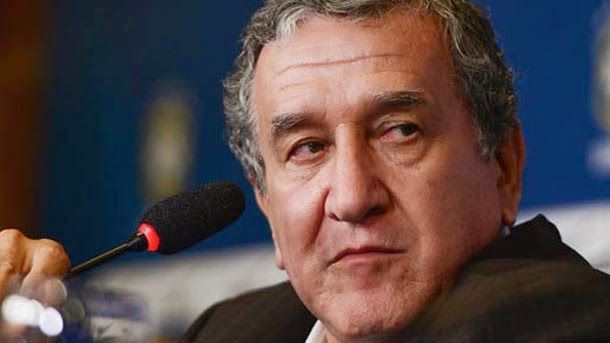 Parreira: "In three or four years neymar will be the best of the world"