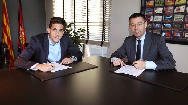 Marc bartra signs his renewal with the fc barcelona until 2017
