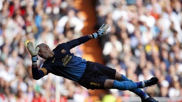 Valdés podría aterrizar en el manchester city en verano