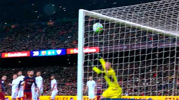 Golazo Of Messi of fault in front of the Seville