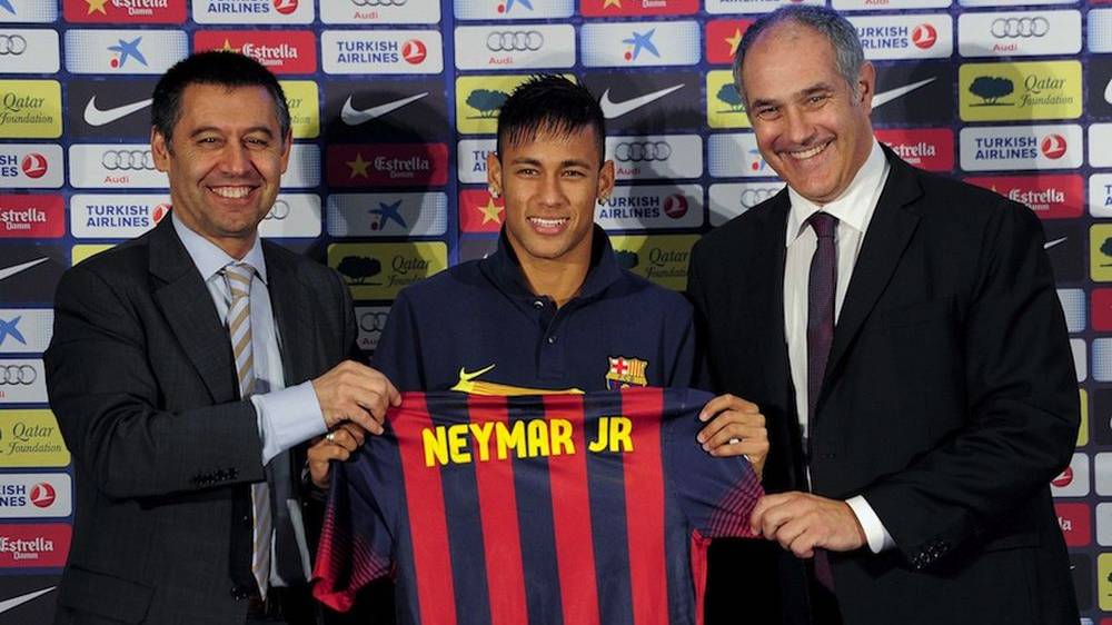 Zubizarreta en la presentación de Neymar con Bartomeu