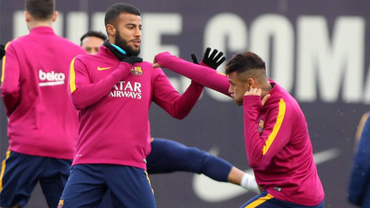 Rafinya And Neymar, boxing in a training of the FC Barcelona
