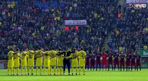 Minute of silence in the Villarreal-FC Barcelona