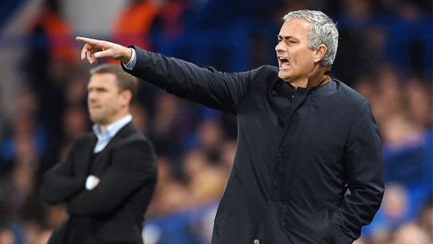 It spoke  that mourinho had sent a letter to the manchester united