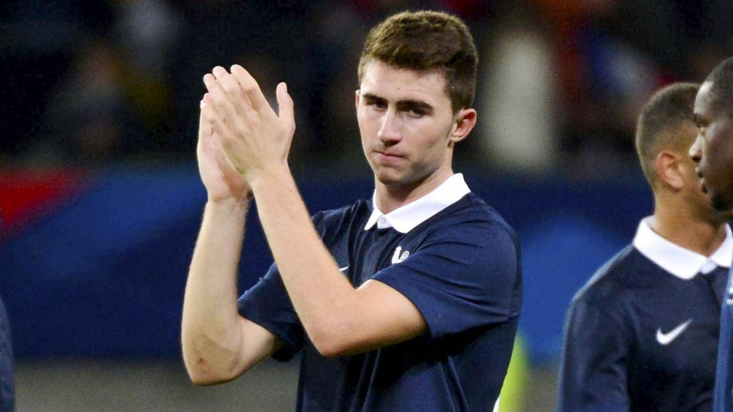 Laporte, in a party with the selection of France