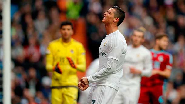 numeros-cristiano-ronaldo-caida-libre-59284.jpg