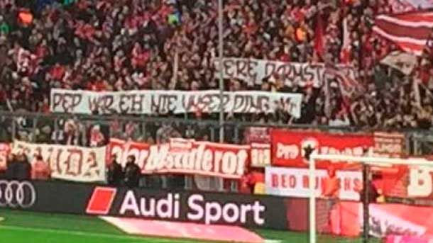 Banner-bayern-against-guardiola-59422.jpg