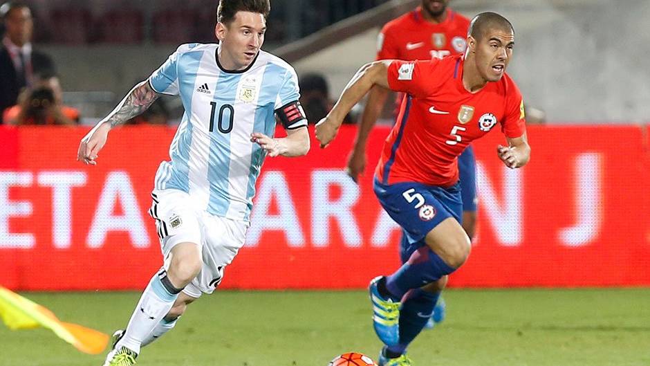 Leo Messi reinvented  in the Chile-Argentina