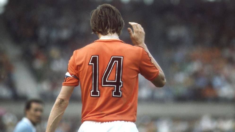 Johan Cruyff, always with his dorsal number fourteen